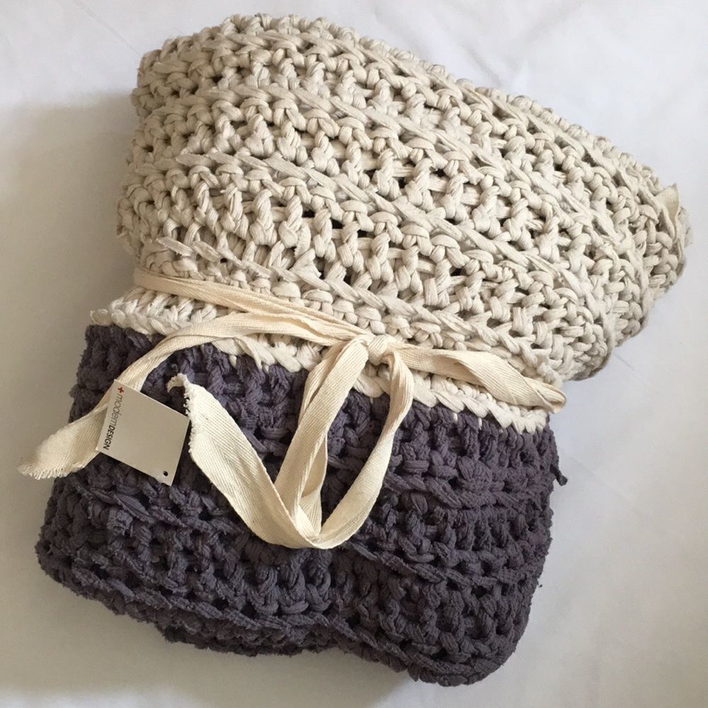NWT Distressed modern DESIGN Angela Throw